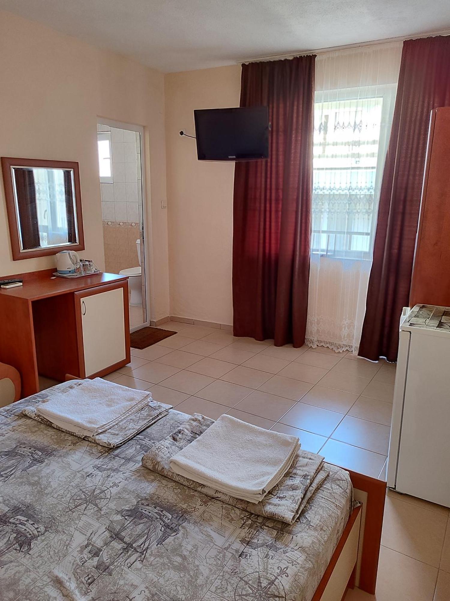 Milchevi Guesthouse Созополь Номер фото